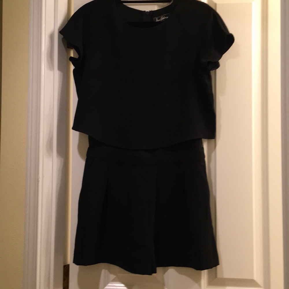 Romper size 8/medium black